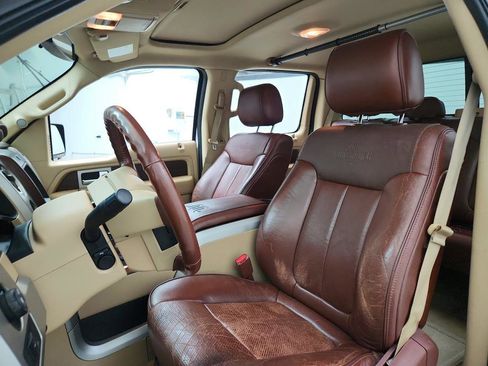 Used 2014 Ford F150 King Ranch w/ King Ranch Luxury Package image 14