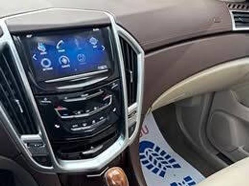Used 2014 Cadillac SRX Luxury AWD/4WD image 5