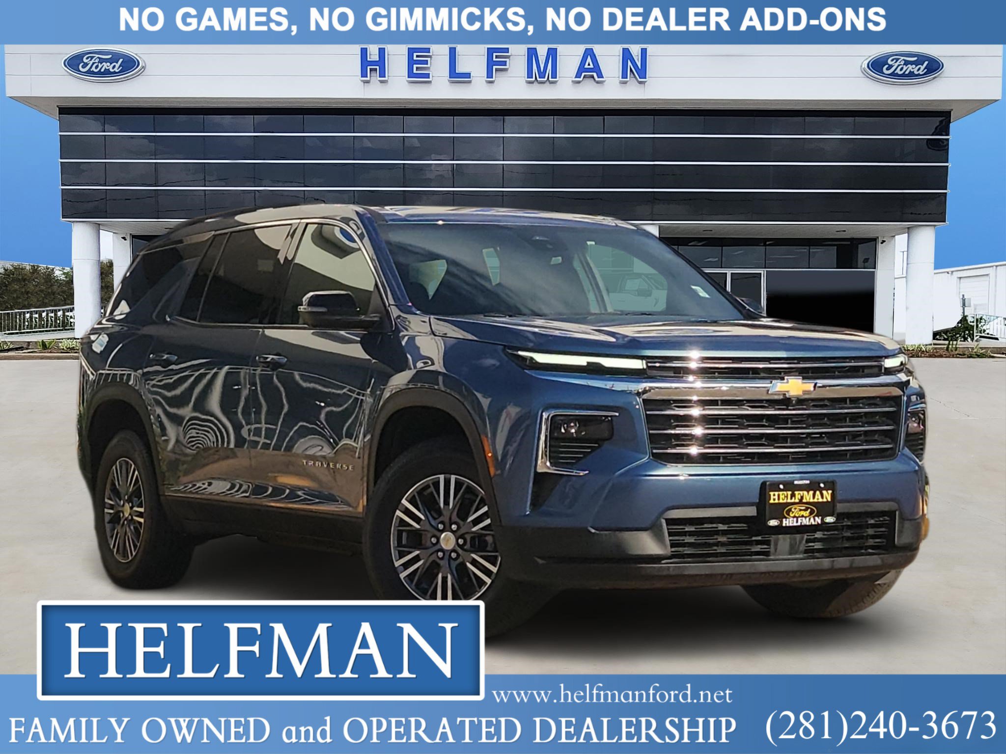 Used 2025 Chevrolet Traverse LT w/ Driver Confidence Package FWD image 1