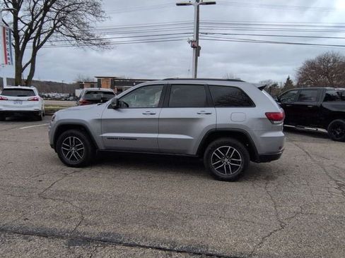 Used 2017 Jeep Grand Cherokee Trailhawk w/ Trailhawk Luxury Group image 6