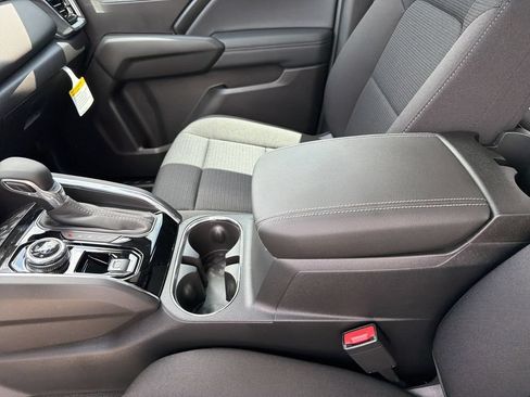 New 2026 GMC Canyon Elevation w/ Convenience Package AWD/4WD image 21
