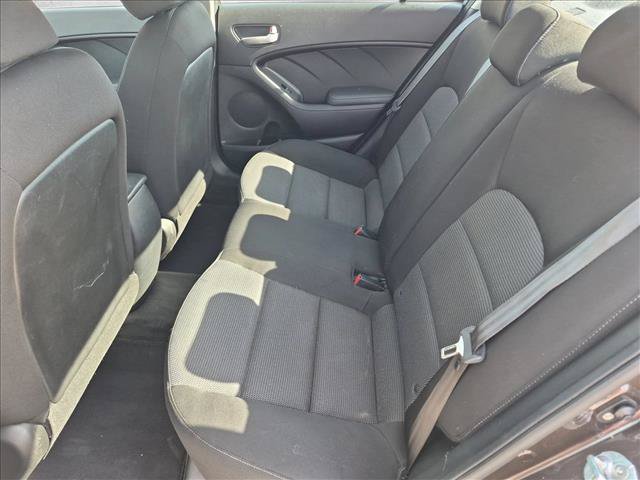 Used 2017 Kia Forte LX FWD image 16