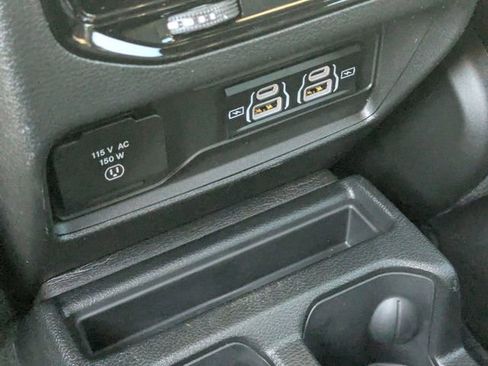 New 2025 Jeep Grand Cherokee L Limited image 26