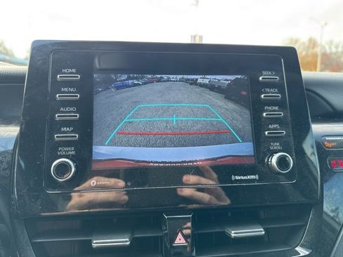 Used 2022 Toyota Camry SE image 31