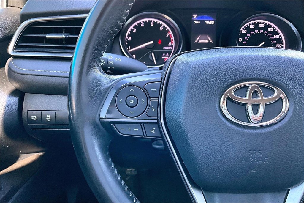 Used 2022 Toyota Camry SE w/ Carpet Mat Package (TMS) FWD image 6