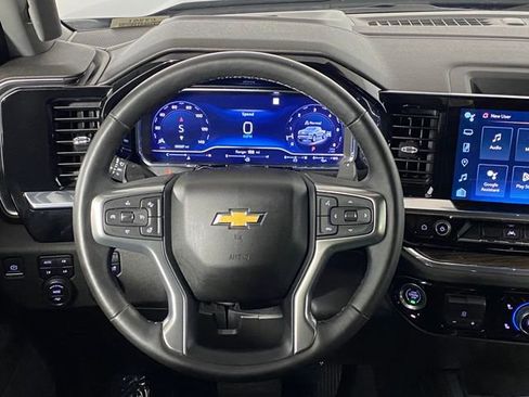 Certified 2023 Chevrolet Silverado 1500 LT w/ Z71 Off-Road Package image 16