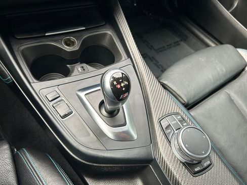 Used 2017 BMW M2 image 21