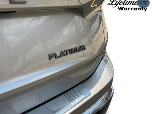 Used 2025 Nissan Rogue Platinum FWD image 32