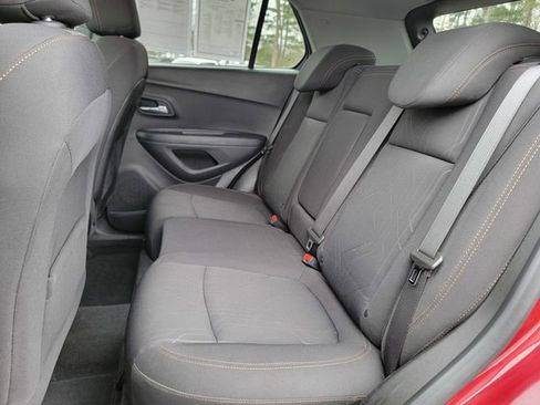 Used 2019 Chevrolet Trax LT image 21