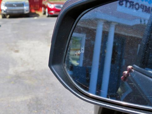 Used 2019 Toyota RAV4 Limited image 34