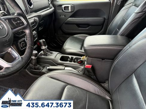 Used 2020 Jeep Wrangler Unlimited Sahara AWD/4WD image 24