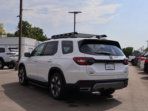 New 2026 Honda Pilot Elite image 5