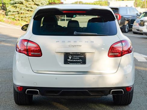 Used 2013 Porsche Cayenne AWD/4WD image 6