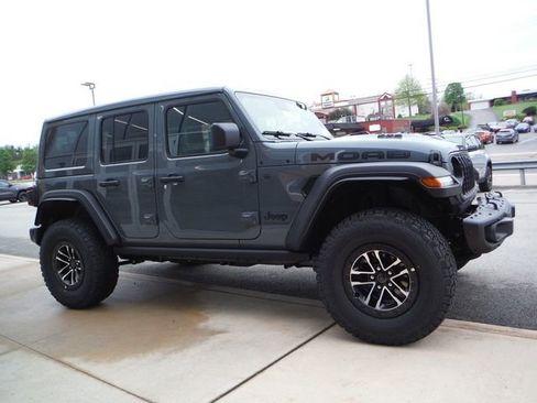 New 2026 Jeep Wrangler Unlimited Rubicon 392 w/ Quick Order Package 27X Moab AWD/4WD image 17