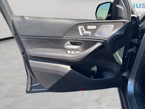 Used 2023 Mercedes-Benz GLE 350 w/ Premium Package image 11