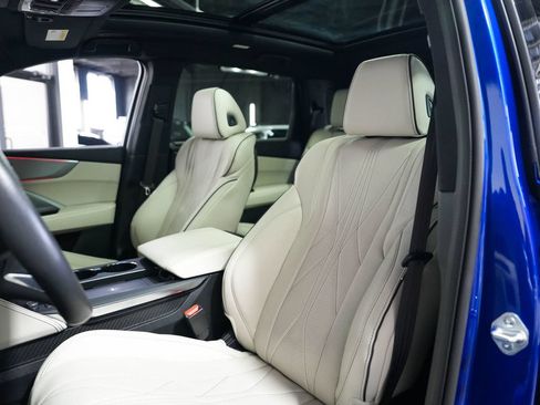 Used 2025 Acura MDX A-Spec AWD/4WD image 32