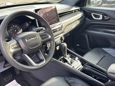 Certified 2022 Jeep Compass Altitude w/ Sun and Sound Group image 13