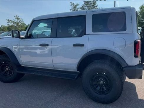 New 2026 Ford Bronco Outer Banks w/ Sasquatch Package AWD/4WD image 4