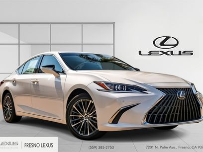 New 2025 Lexus ES 300h w/ Premium Package