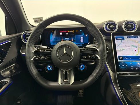 Used 2025 Mercedes-Benz GLC 43 AMG 4MATIC image 30