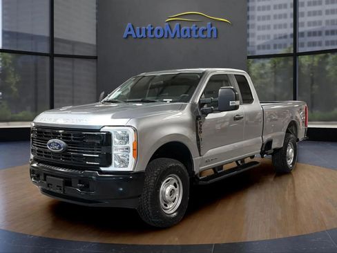 Used 2024 Ford F350 XL w/ XL Off-Road Package AWD/4WD image 4