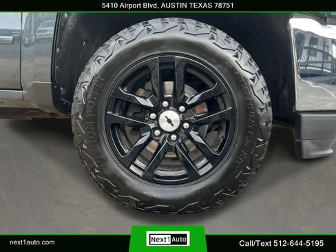 Used 2018 Chevrolet Silverado 1500 LT w/ Texas Edition RWD image 35