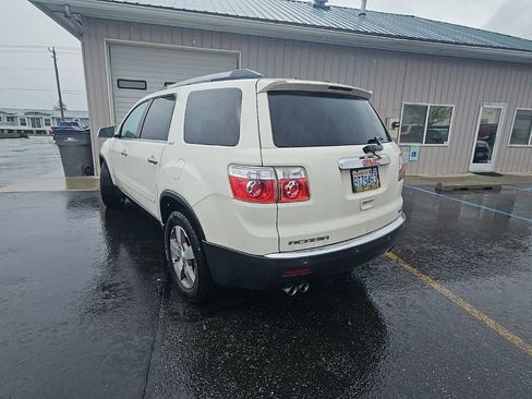 Used 2010 GMC Acadia SLT image 3