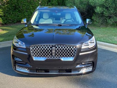 Used 2020 Lincoln Aviator Black Label w/ Dynamic Handling Package AWD/4WD image 2
