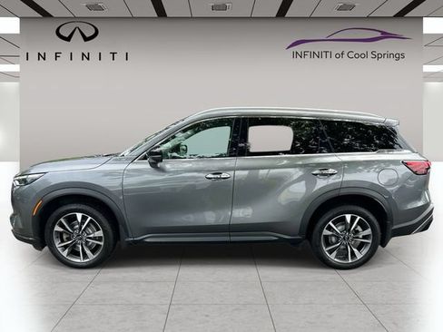 Used 2023 INFINITI QX60 Luxe w/ Performance Audio Package AWD/4WD image 4