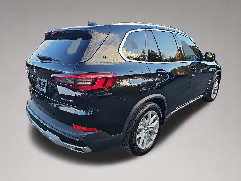 Used 2023 BMW X5 xDrive40i w/ Premium Package AWD/4WD image 4