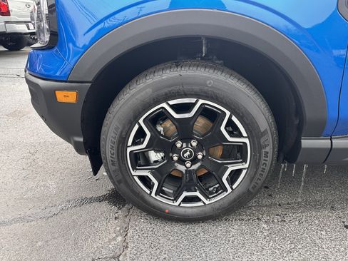New 2025 Ford Bronco Sport Outer Banks w/ Outer Banks Tech Package+ AWD/4WD image 18