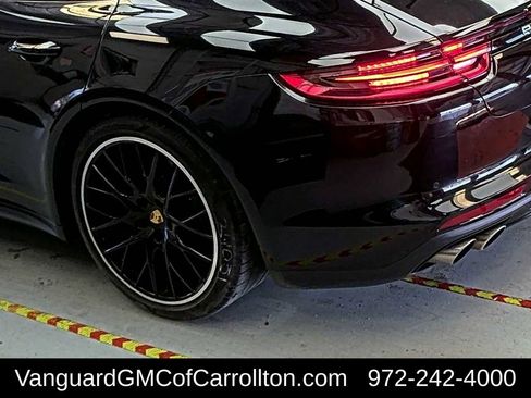 Used 2017 Porsche Panamera 4S w/ Premium Package Plus AWD/4WD image 3