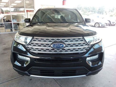 Used 2020 Ford Explorer Limited AWD/4WD image 3