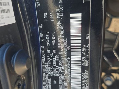 Used 2018 Toyota Highlander Plus image 15