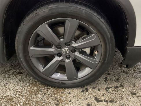 Used 2023 Honda Pilot Sport image 14