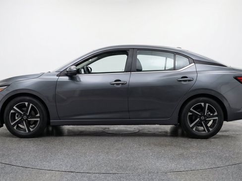 Used 2025 Nissan Sentra SV FWD image 5