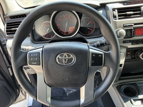 Used 2012 Toyota 4Runner SR5 RWD image 18