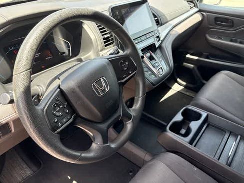 Used 2019 Honda Odyssey EX image 10