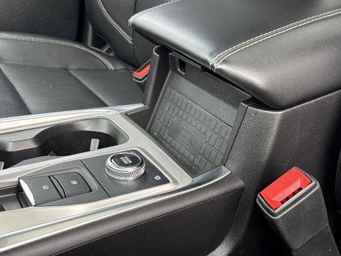 Used 2023 Ford Explorer Limited w/ Hybrid Equipment Group 310A image 20