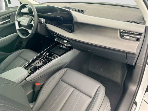 New 2026 Audi Q3 quattro 2.0T AWD/4WD image 16