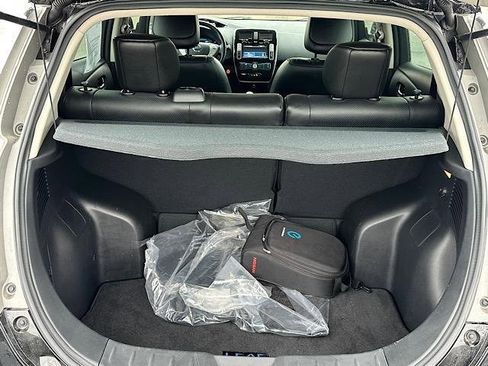 Used 2016 Nissan Leaf SL image 14