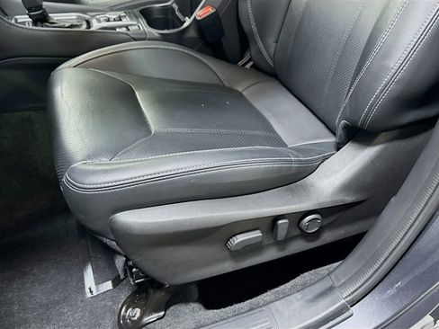 Certified 2022 Subaru Forester Touring w/ Popular Package #3 image 18