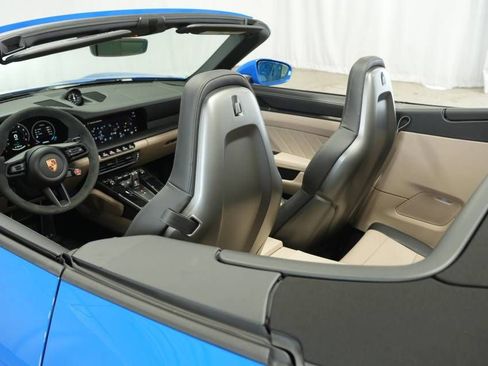 New 2026 Porsche 911 Carrera 4 GTS image 48