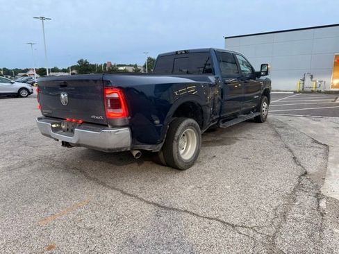 Used 2024 RAM 3500 Laramie AWD/4WD image 3