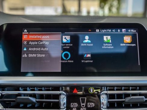 Used 2022 BMW 330i Sedan w/ M Sport Package RWD image 34