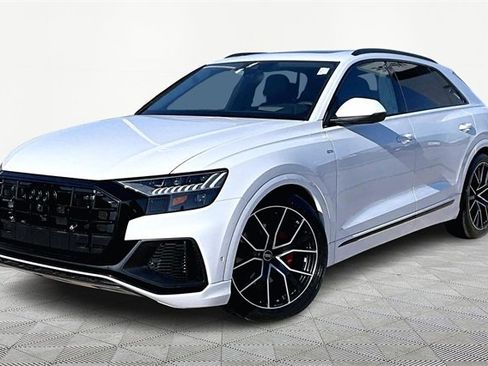 Used 2021 Audi Q8 Prestige image 1