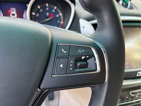 Used 2016 Maserati Ghibli S image 28