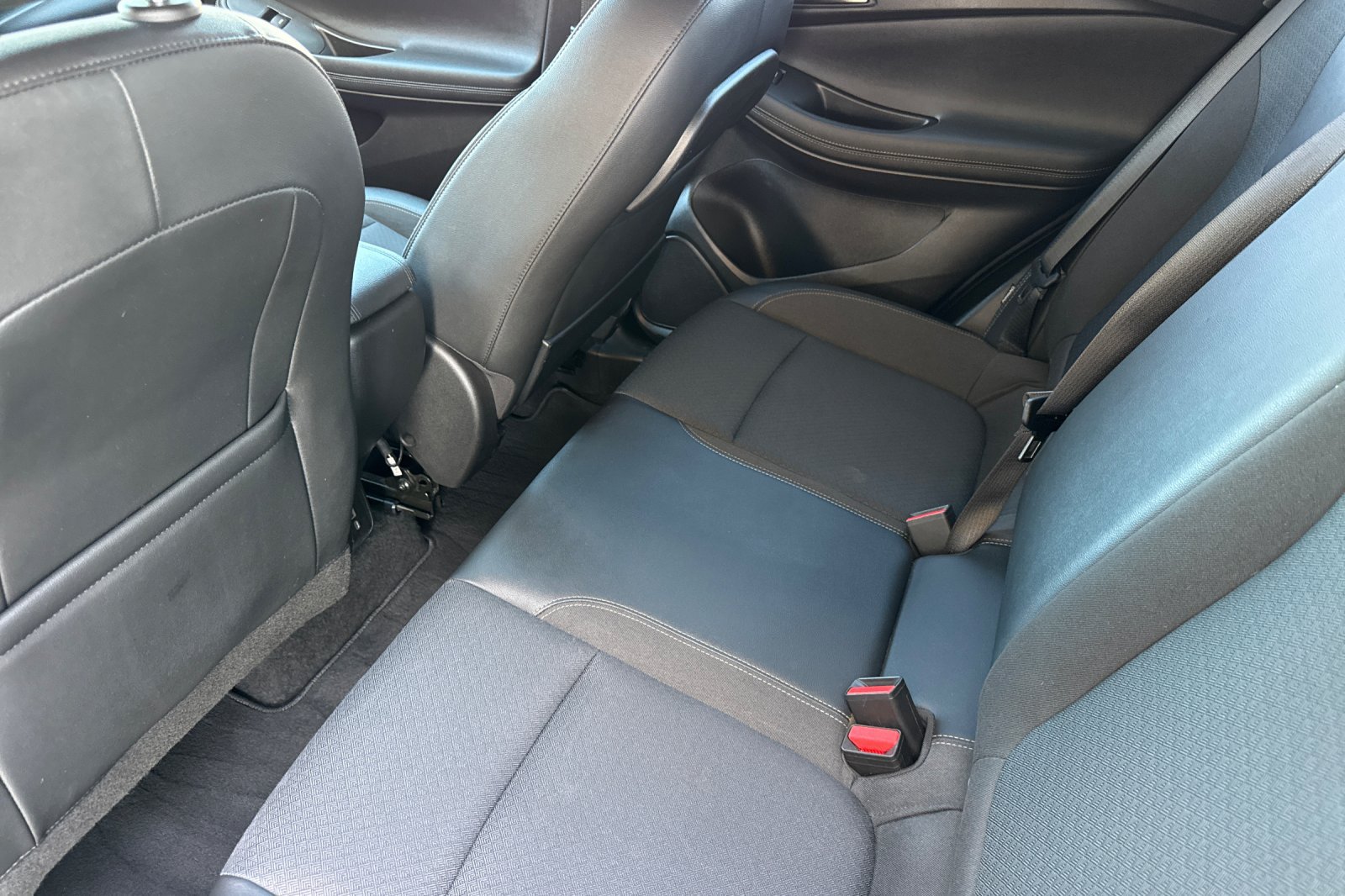 Used 2023 Buick Encore GX Preferred FWD image 14