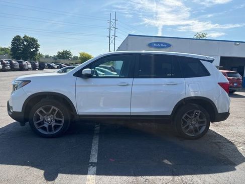 Used 2023 Honda Passport EX-L image 5