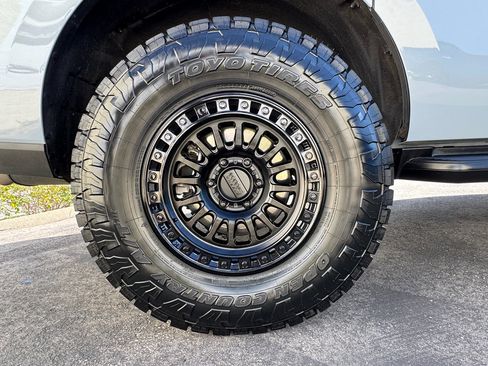 Used 2025 Ford Expedition Max Active RWD image 30